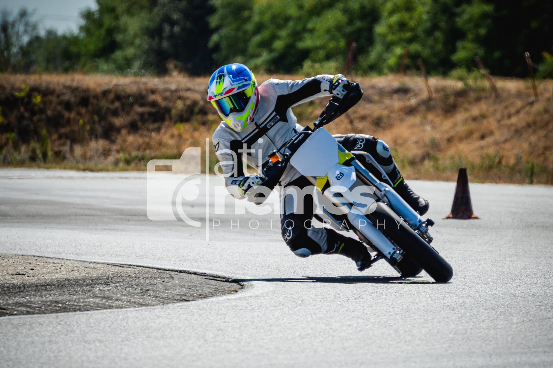 LTO06904.jpg